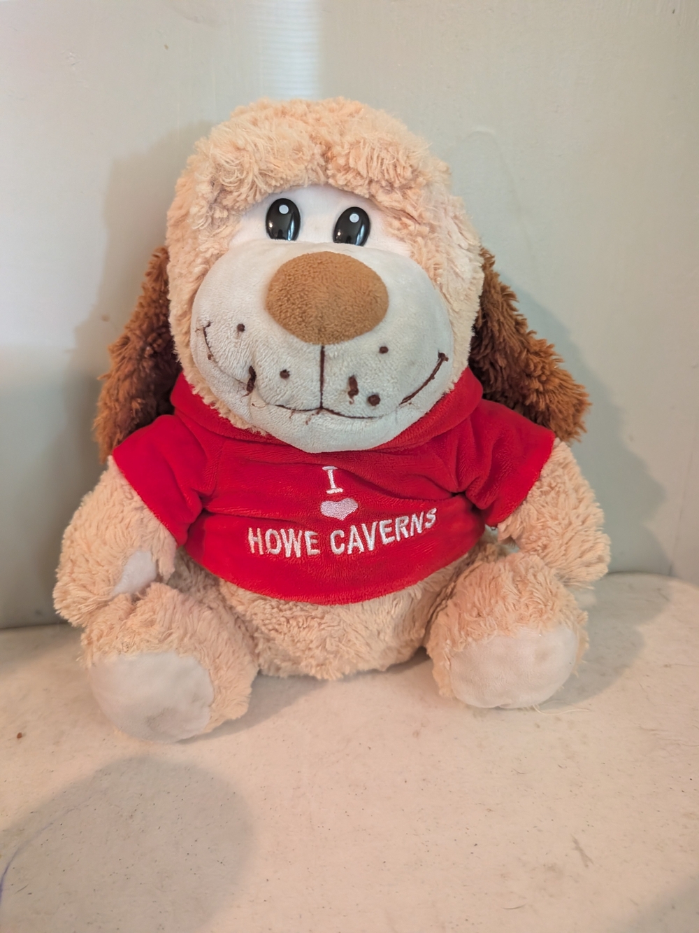 Plush Dog   Stuffed Animal Toy 10” Soft sitting Giftable World howe caverns